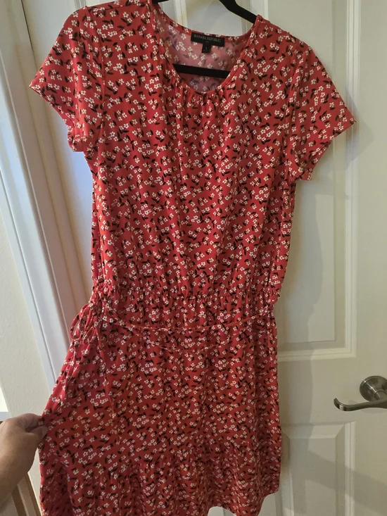 Banana Republic Red Floral Midi Dress - Picture 2 of 4